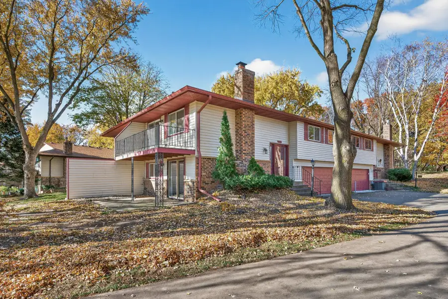 3622 Garden Boulevard N, Oakdale, MN 55128 - Image #3