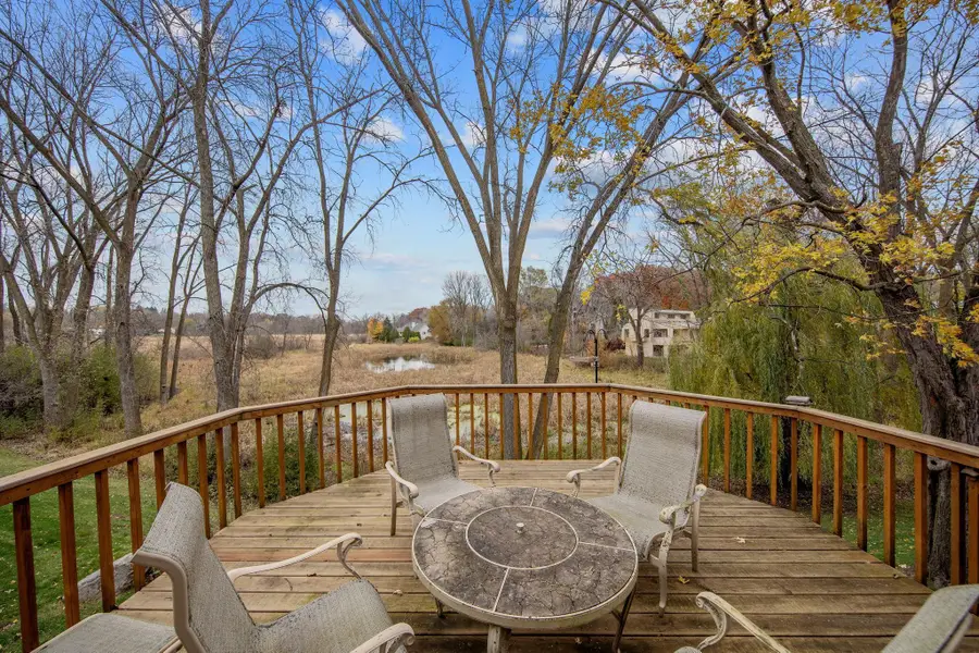 13204 Sheffield Curve, Minnetonka, MN 55305 - Image #2