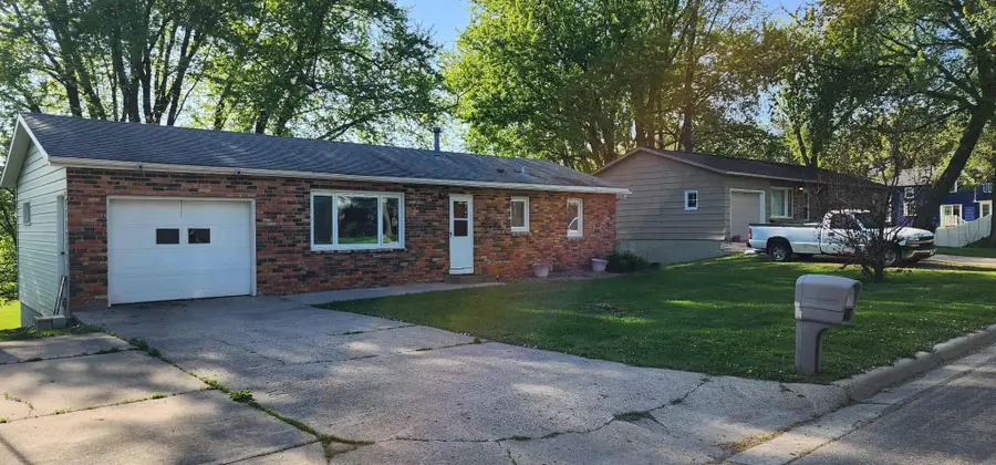 410 Wedgewood Road, Albert Lea, MN 56007 - Image #2