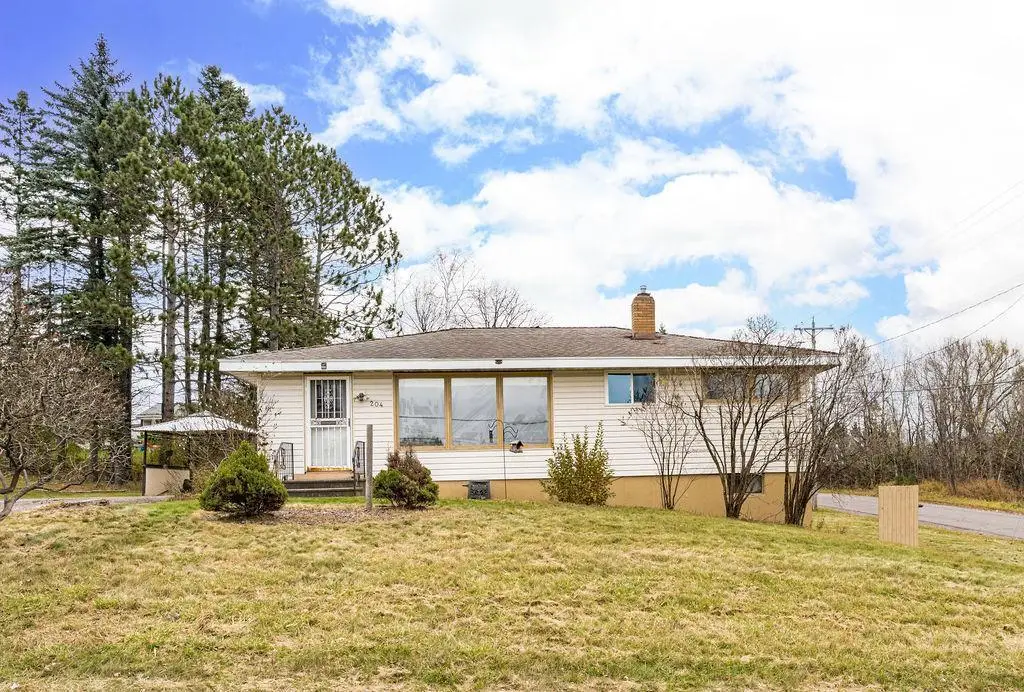 204 N Blackman Avenue, Duluth, MN 55811 - Image #1