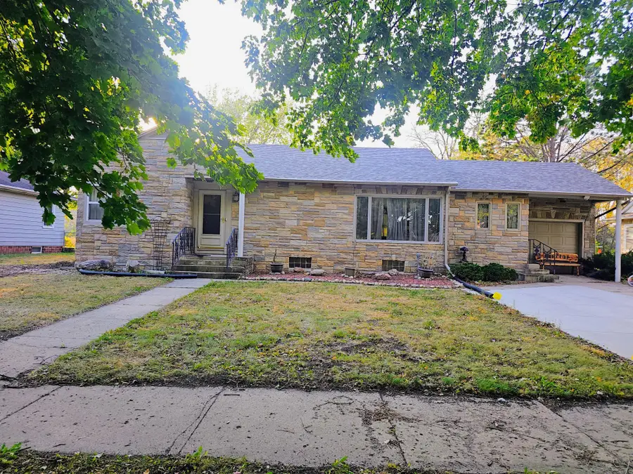 409 N Prairie Street, Sherburn, MN 56171 - Image #2