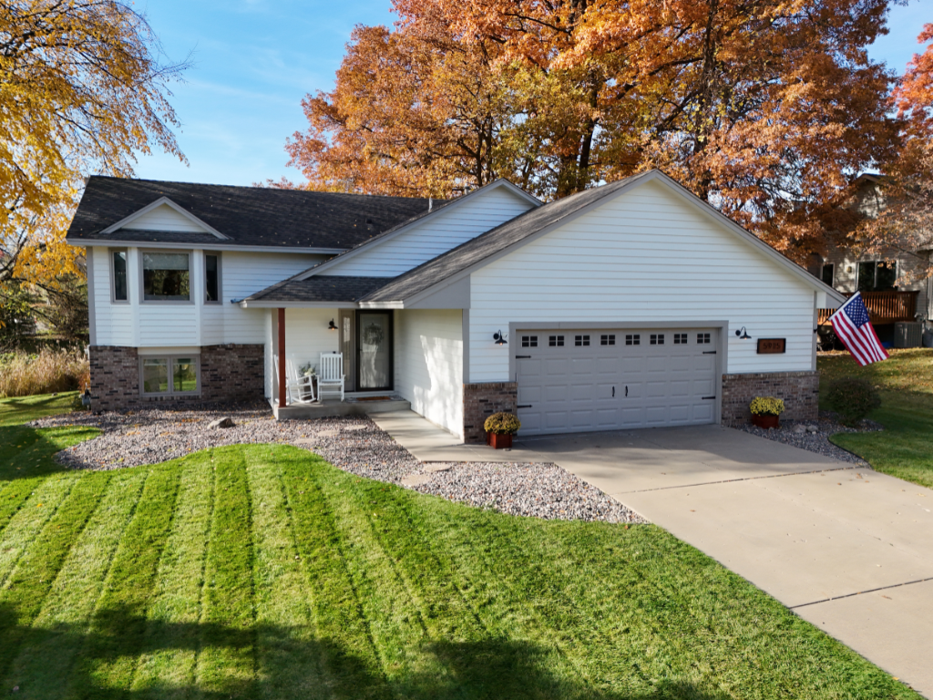 5915 Yucca Lane N, Plymouth, MN 55446 - Image #1