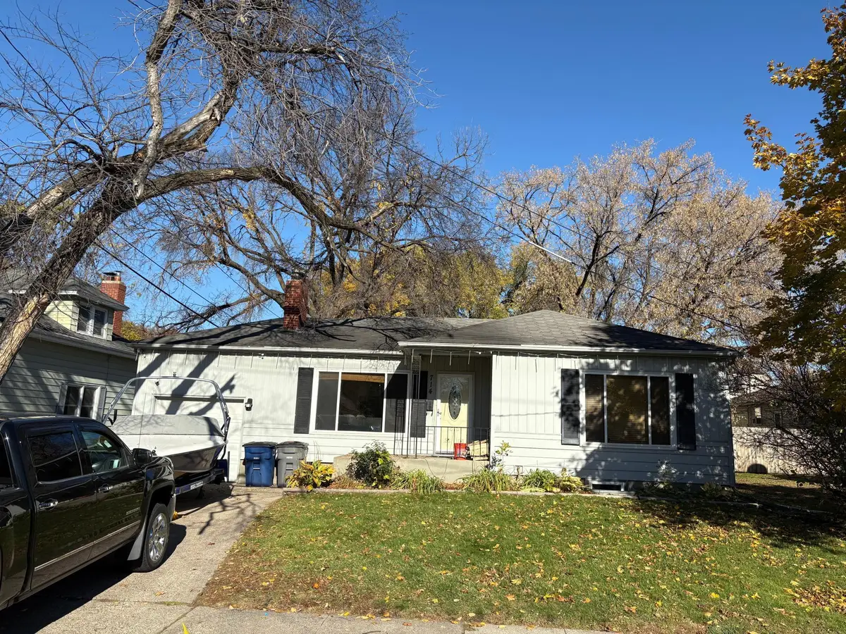 714 5th Avenue S, Moorhead, MN 56560 - Image #1