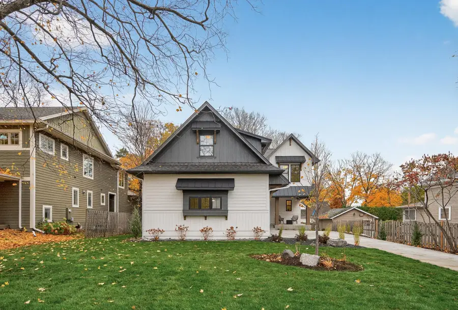 641 Park Street E, Wayzata, MN 55391 - #2