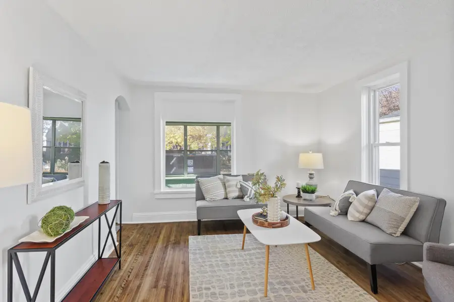 844 Howell Street N, Saint Paul, MN 55104 - Image #2