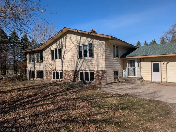 5962 250th Street, Saint Cloud, MN 56301