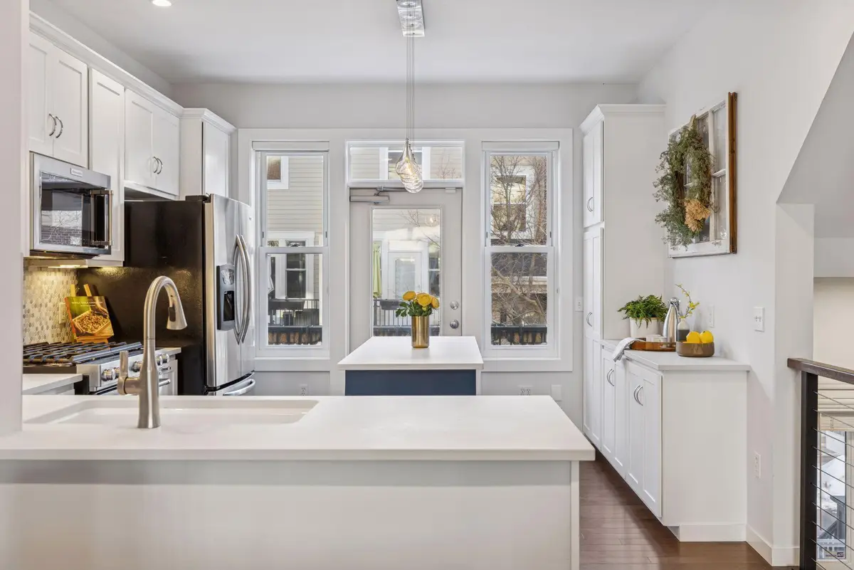 37 4th Avenue N #103, Minneapolis, MN 55401 - #1