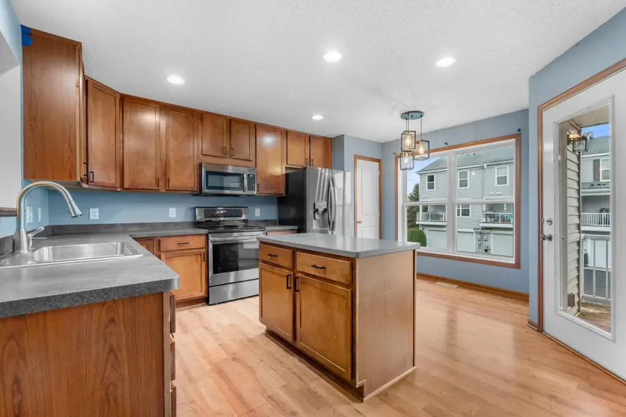 15086 Farnham Avenue N, Hugo, MN 55038 - Image #2