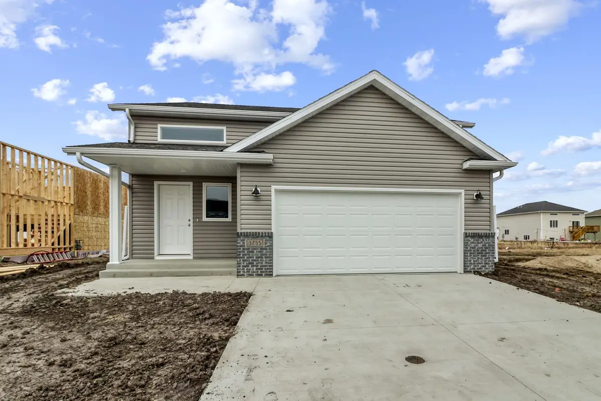 3755 19th Street S, Moorhead, MN 56560 - Image #1