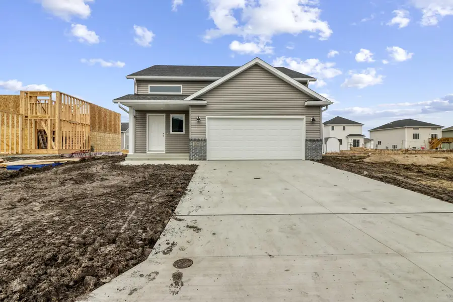 3755 19th Street S, Moorhead, MN 56560 - Image #2
