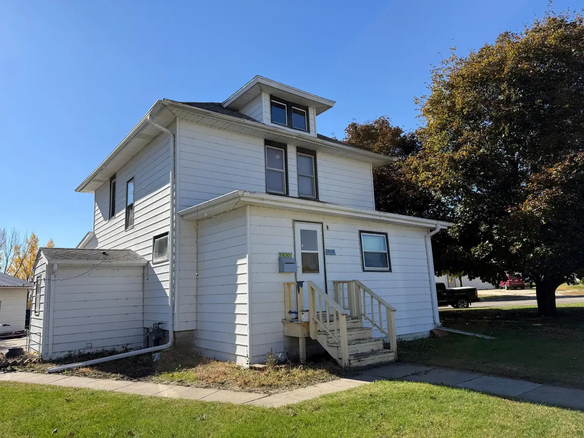 1308 East Avenue, Worthington, MN 56187 - Image #1