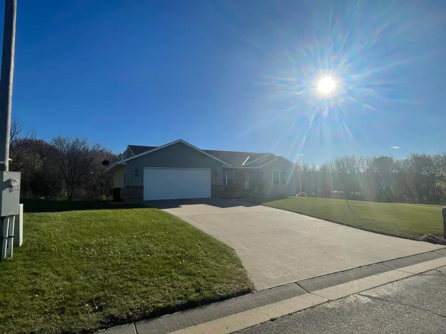 915 4th Avenue Ne, Long Prairie, MN 56347 - Image #2