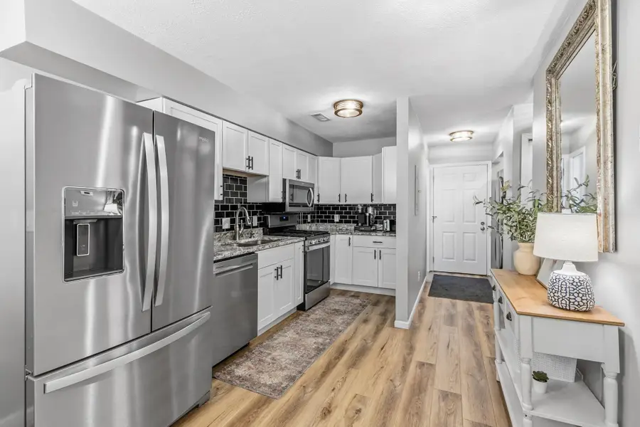 828 Woodgate Drive #105, Vadnais Heights, MN 55127 - Image #2