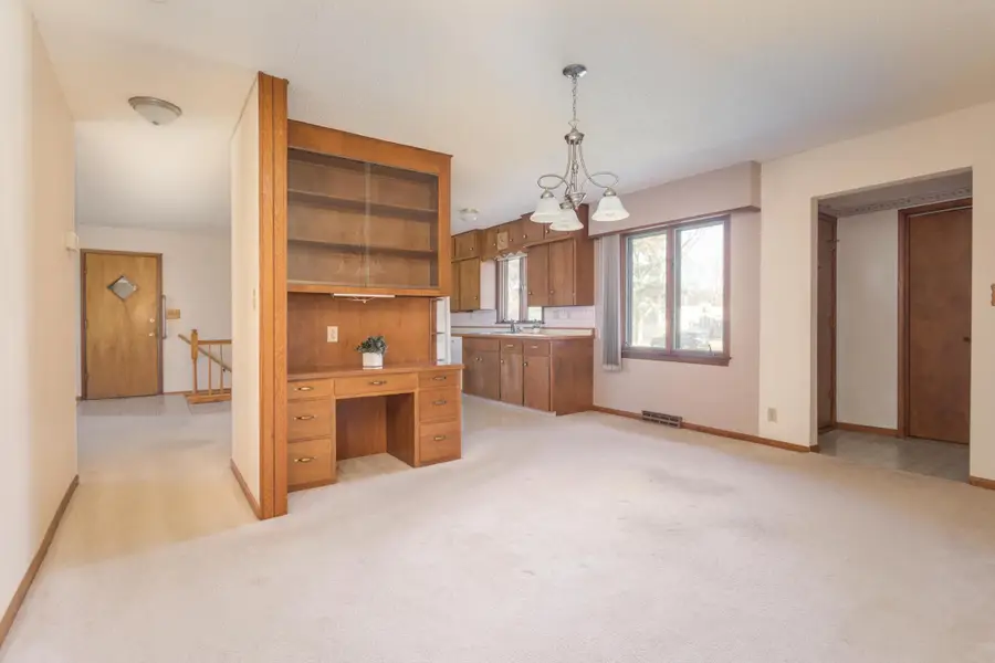 1004 Maple Street, Alexandria, MN 56308 - Image #2