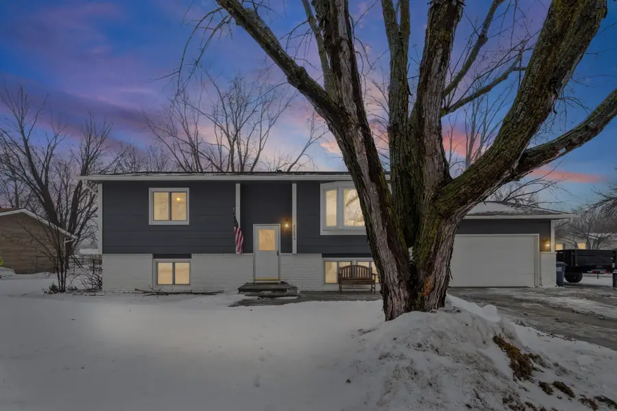 20690 Jacquard Avenue, Lakeville, MN 55044 - #2