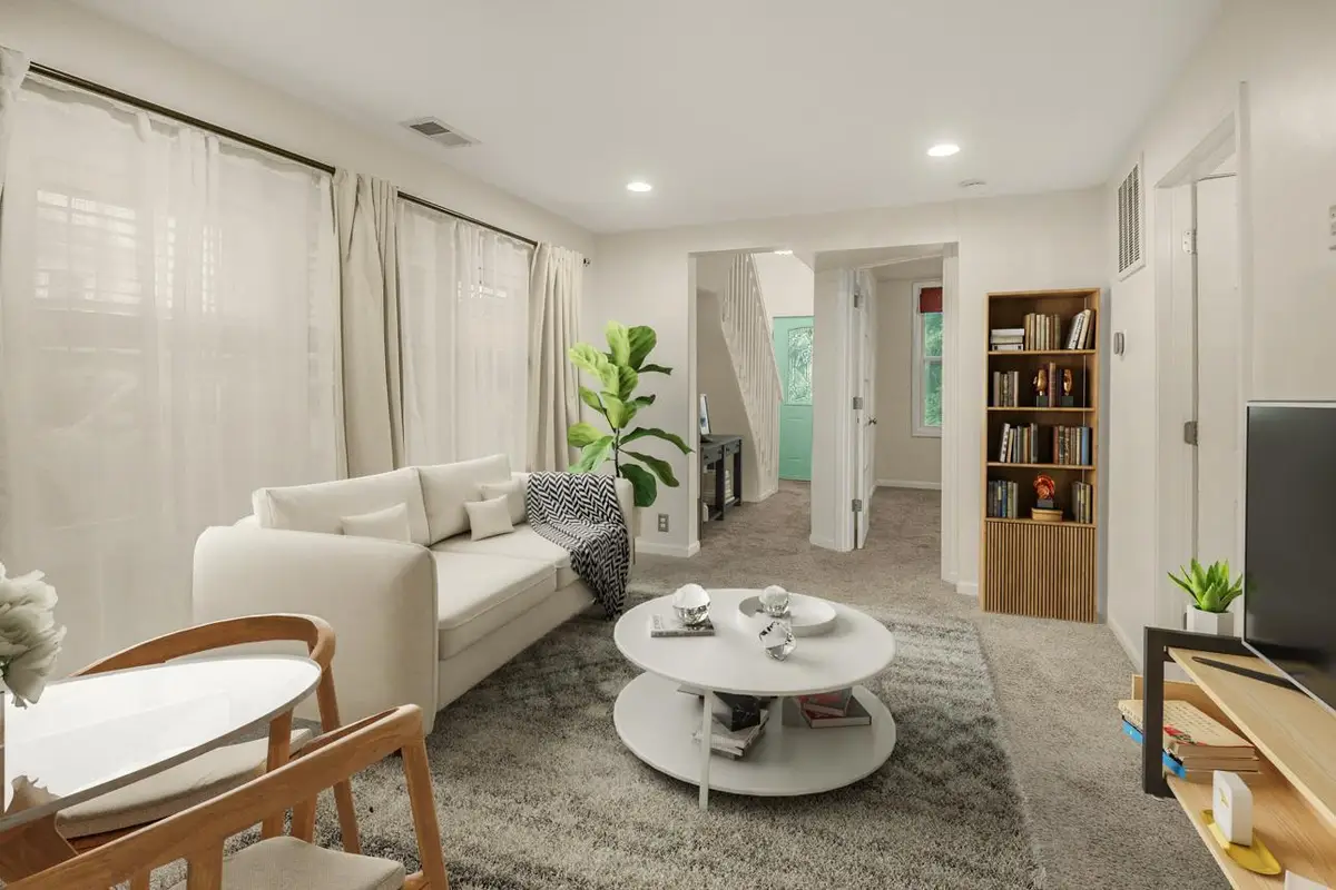 398 Banfil Street, Saint Paul, MN 55102 - Image #1