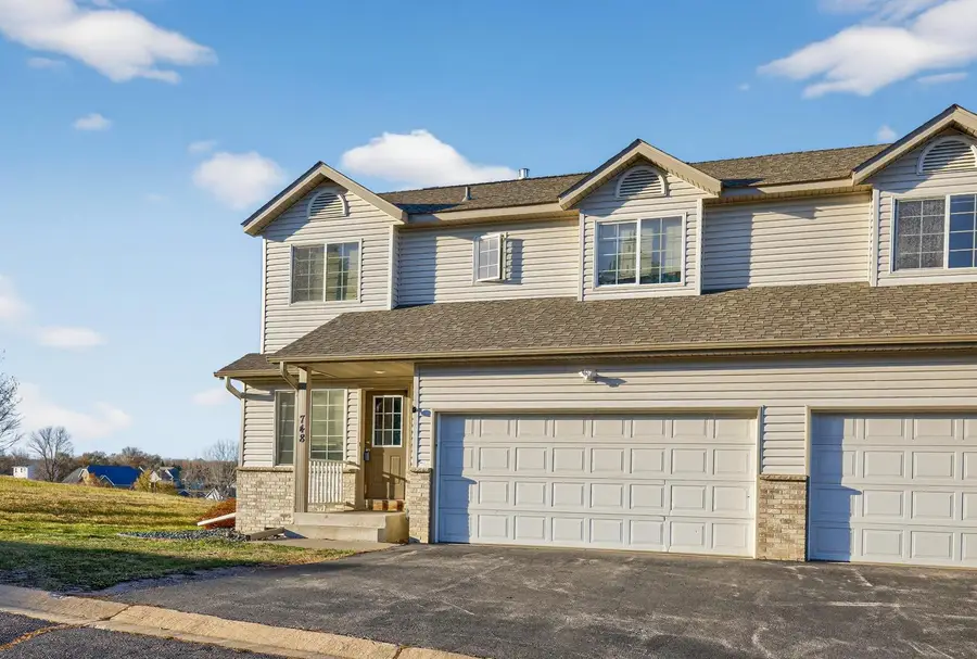 748 Baylee Place Sw, Pine Island, MN 55963 - Image #3
