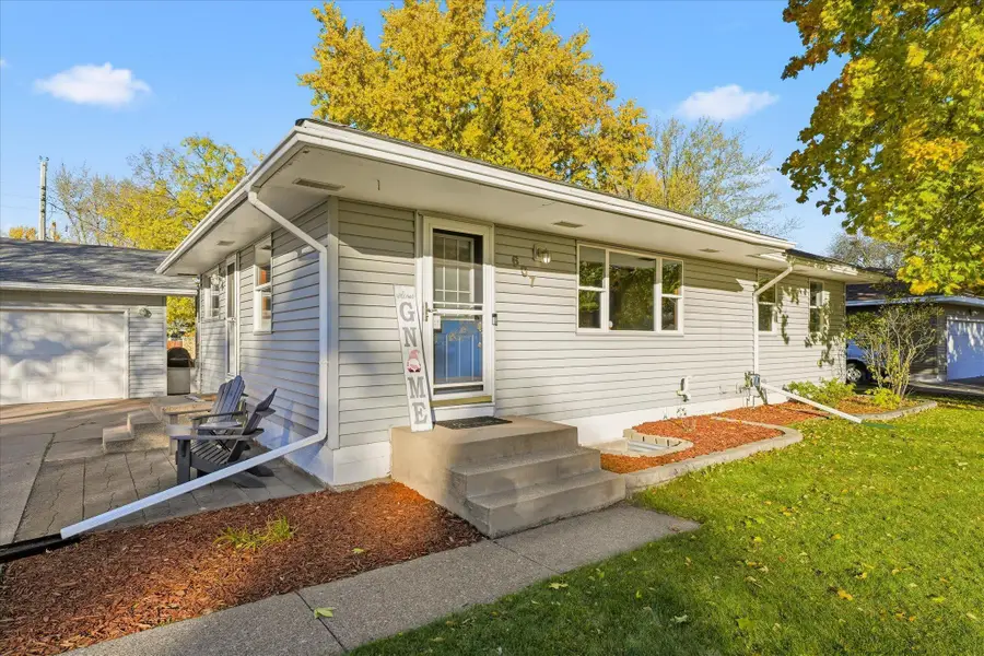 607 106th Avenue Ne, Blaine, MN 55434 - Image #2