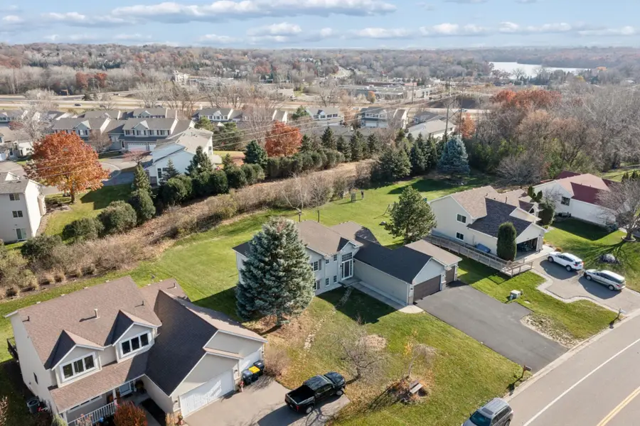 13409 Parkwood Drive, Burnsville, MN 55337 - Image #2