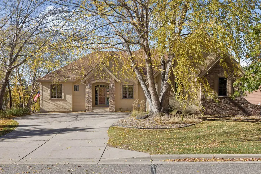 1346 Clearwater Drive, Woodbury, MN 55129 - Image #2