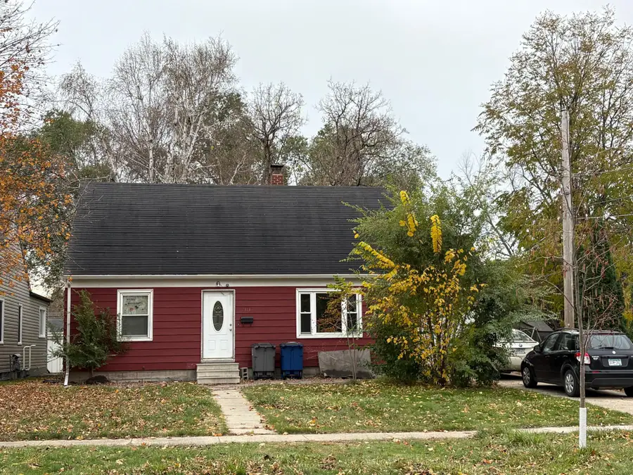 1313 10th Avenue S, Moorhead, MN 56560 - Image #2