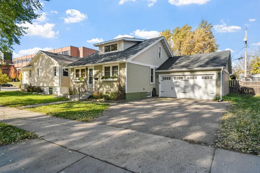 1513 Canfield Avenue, Saint Paul, MN 55108 - Image #2