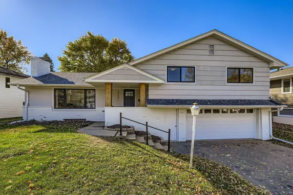 4909 Trillium Lane, Edina, MN 55435