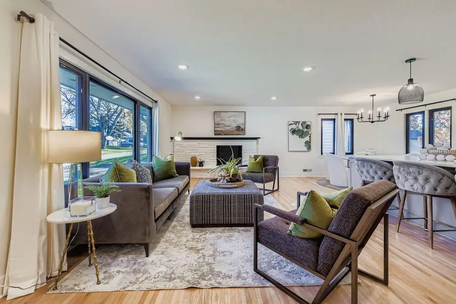 4909 Trillium Lane, Edina, MN 55435 - Image #2