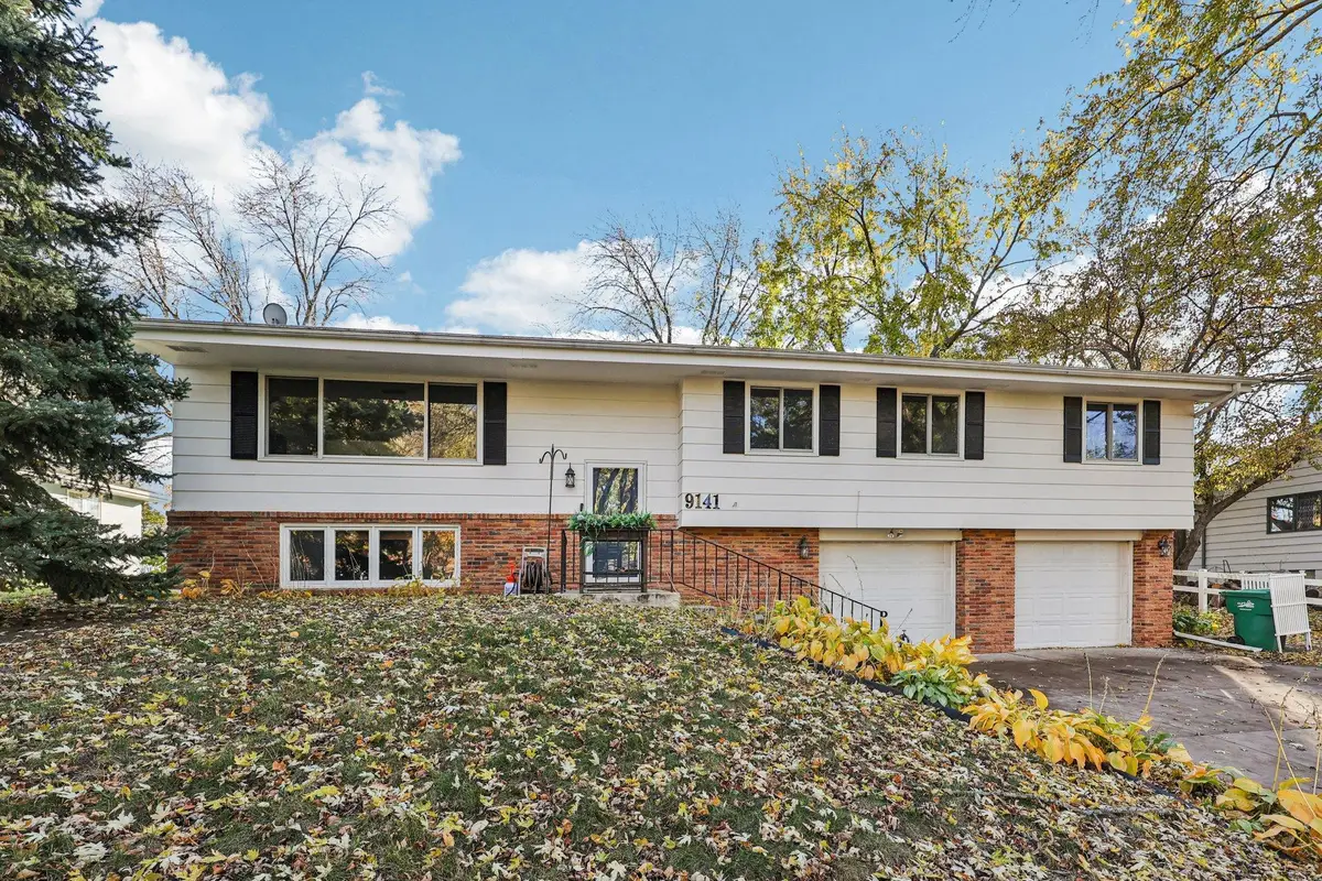 9141 N 35th Avenue N, New Hope, MN 55427 - Image #1