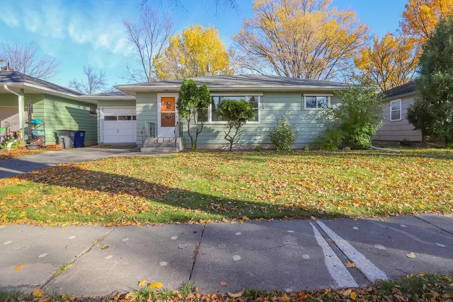 1112 Elm Street S, Moorhead, MN 56560 - Image #2