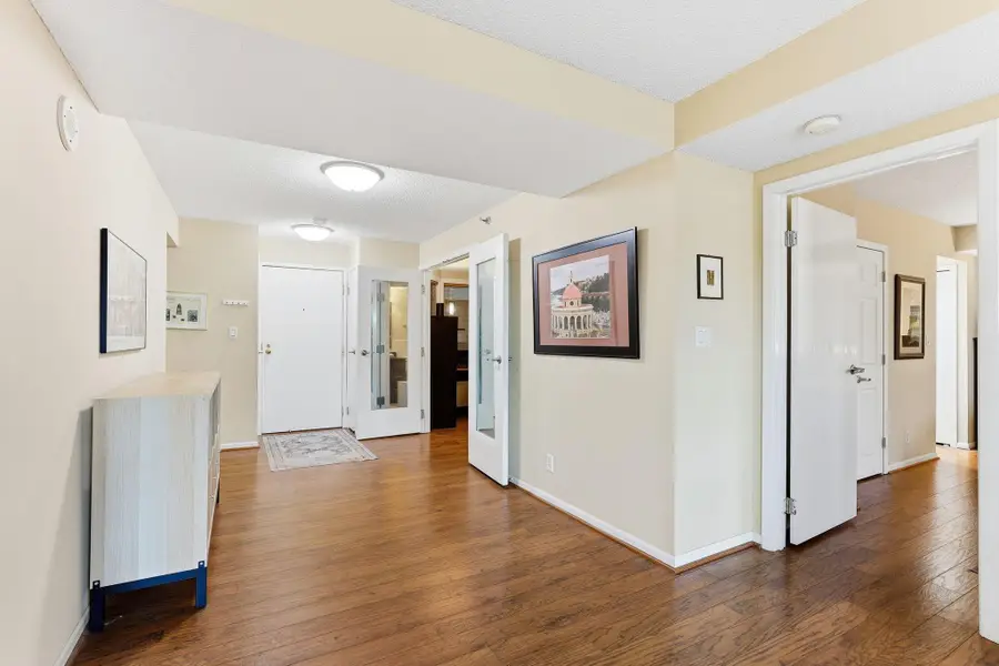 198 6th Street E #501, Saint Paul, MN 55101 - Image #3