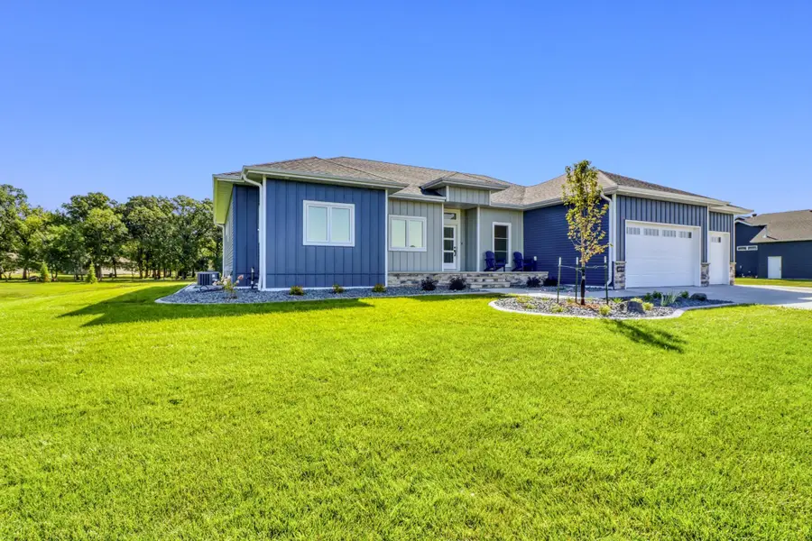 6910 2nd Street Nw, Moorhead, MN 56560 - Image #3