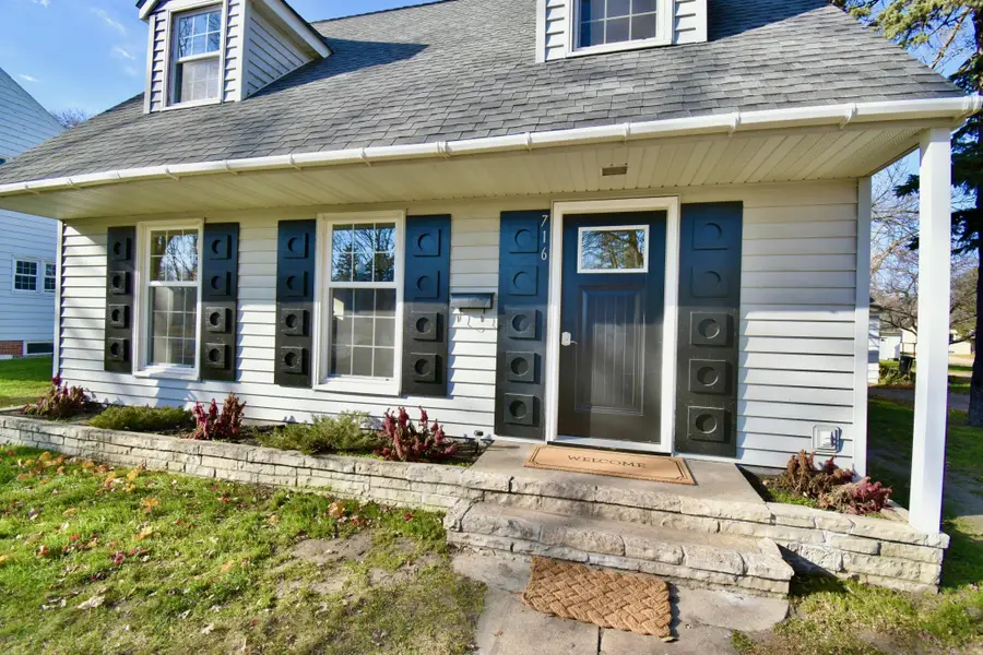 716 Maple Street, Alexandria, MN 56308 - Image #2