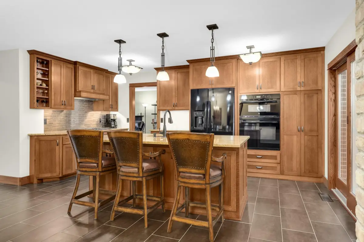 1101 Knob Hill Road, Burnsville, MN 55337 - #1