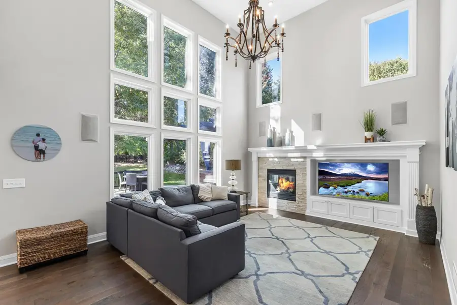 7216 Gunflint Trail, Chanhassen, MN 55317 - Image #2