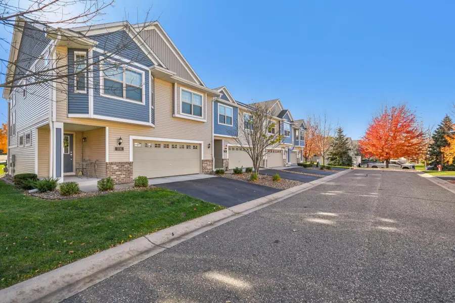 3114 Frontier Drive, Woodbury, MN 55129 - Image #2