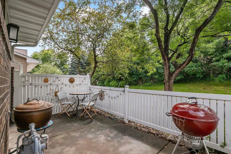 14218 Plymouth Avenue S #3, Burnsville, MN 55337 - Image #3