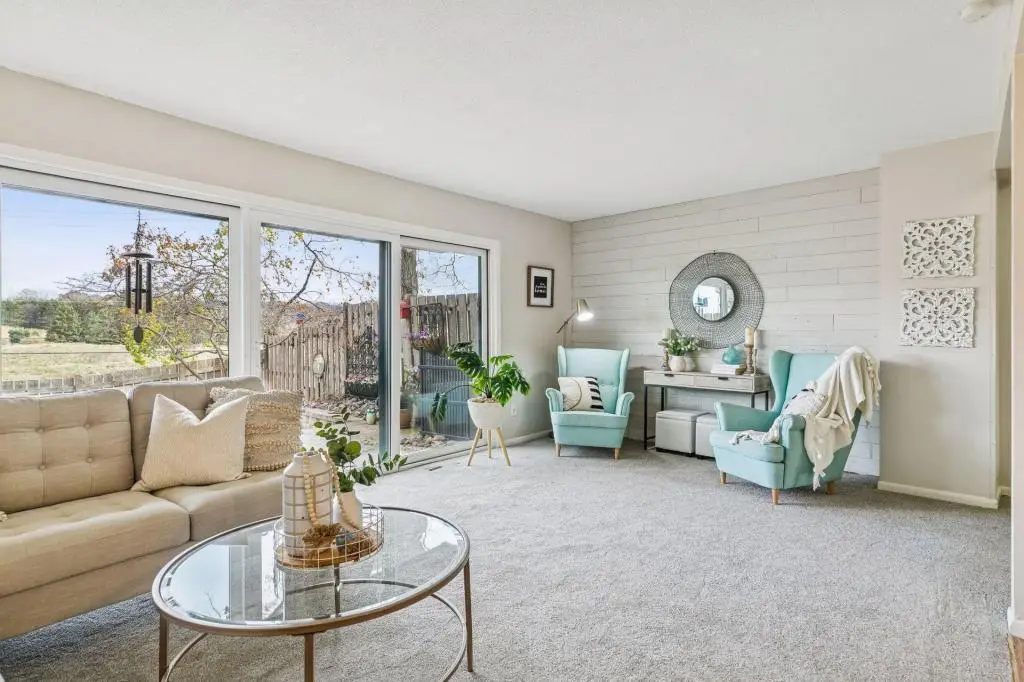 125 Mcknight Road N #K, Saint Paul, MN 55119 - Image #1