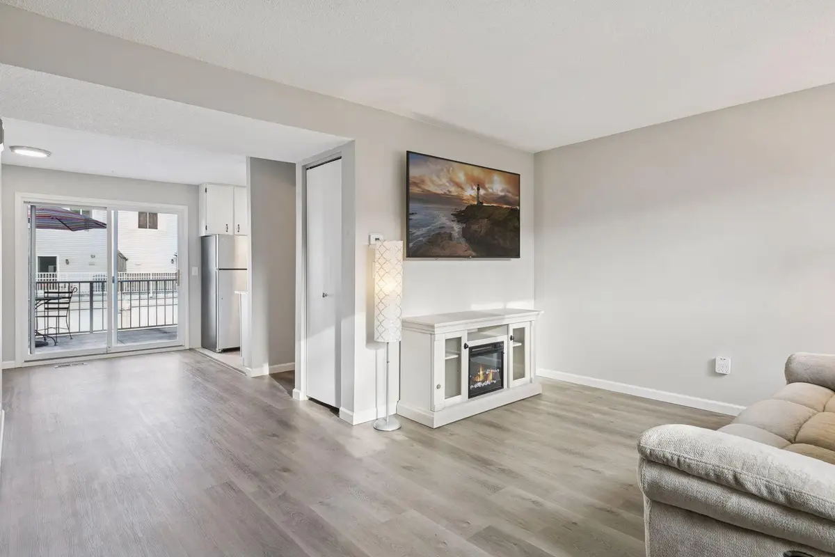 1479 Goodwin Avenue N, Oakdale, MN 55128 - Image #1