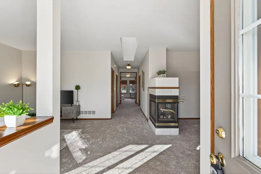 15681 Flackwood Way, Apple Valley, MN 55124 - Image #2