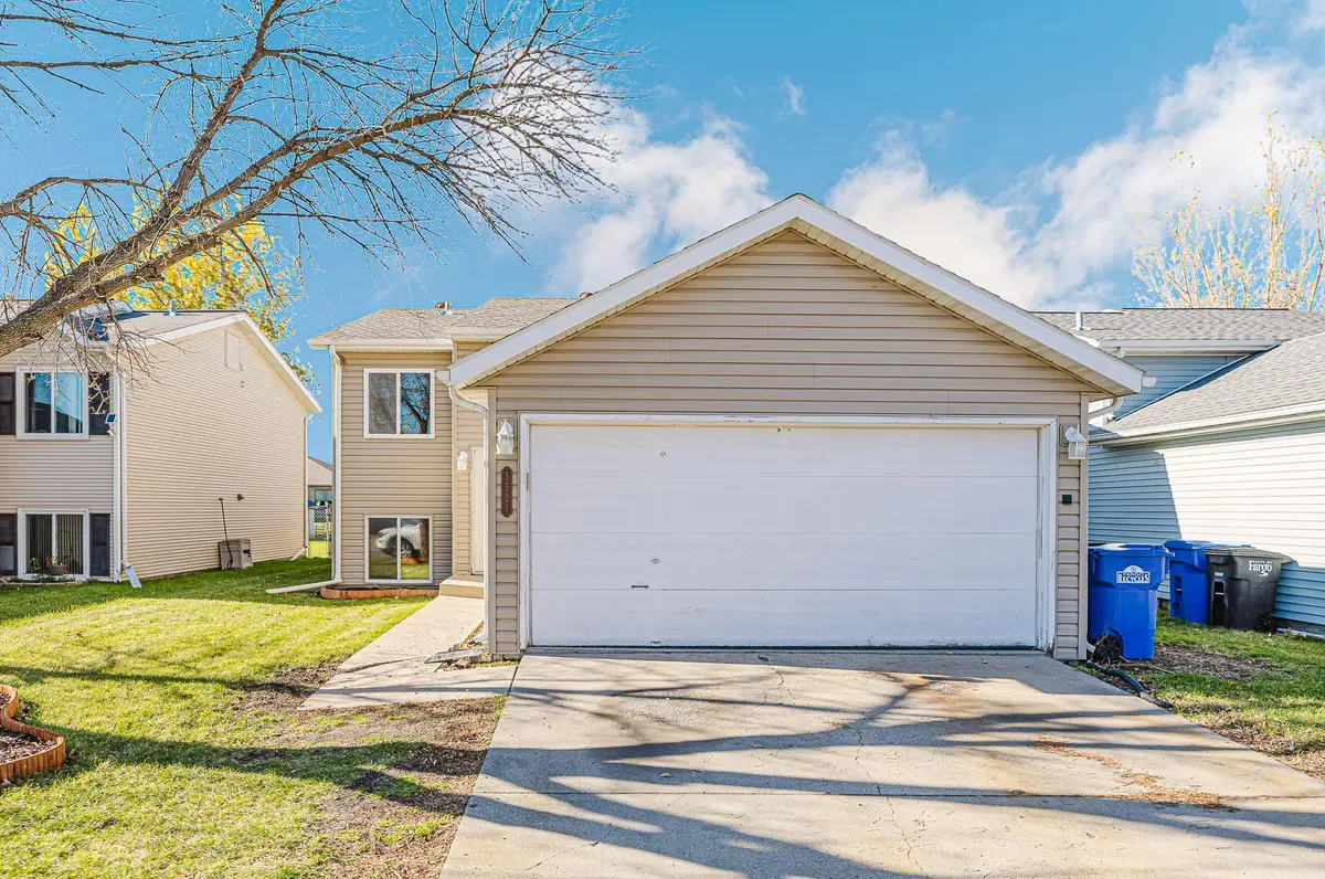 5521 20th Street S, Fargo, ND 58104 - Image #1