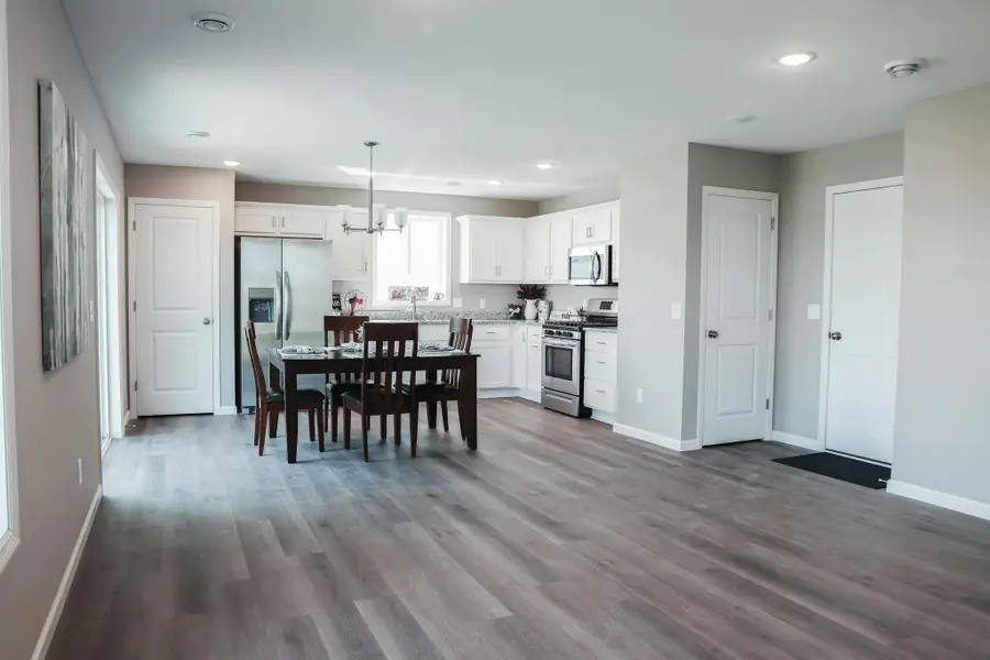 618 47th Avenue Ne, Saint Cloud, MN 56304 - Image #2