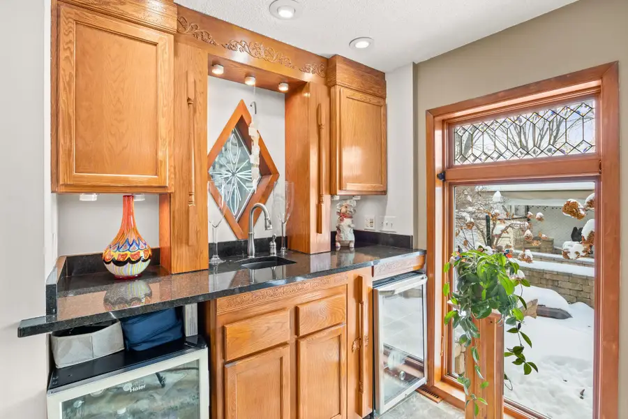 200 Griffin Avenue Ne, Hutchinson, MN 55350 - #3