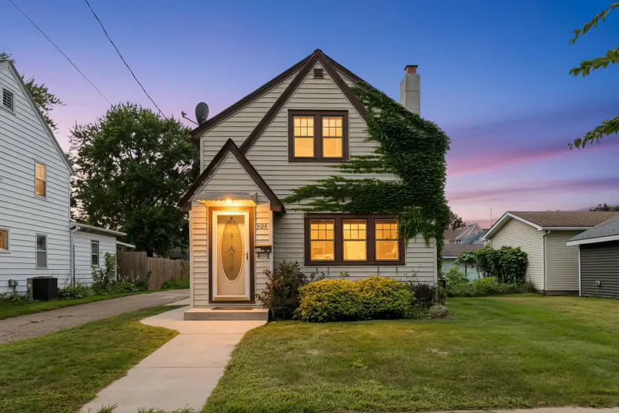 304 9th Street Sw, Austin, MN 55912 - Image #2