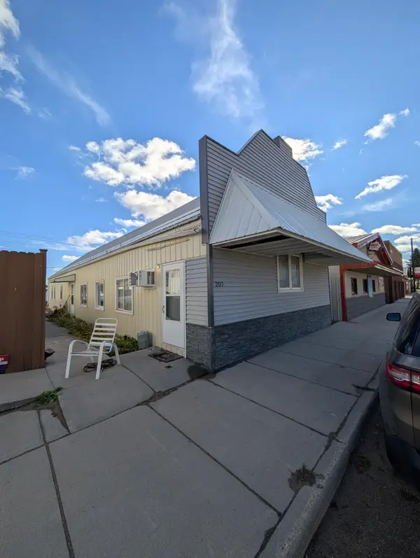 207 Main Street, Hunter, ND 58048