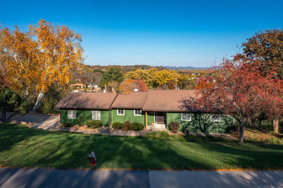 813 Stoney Point Road, La Crescent, MN 55947 - Image #2