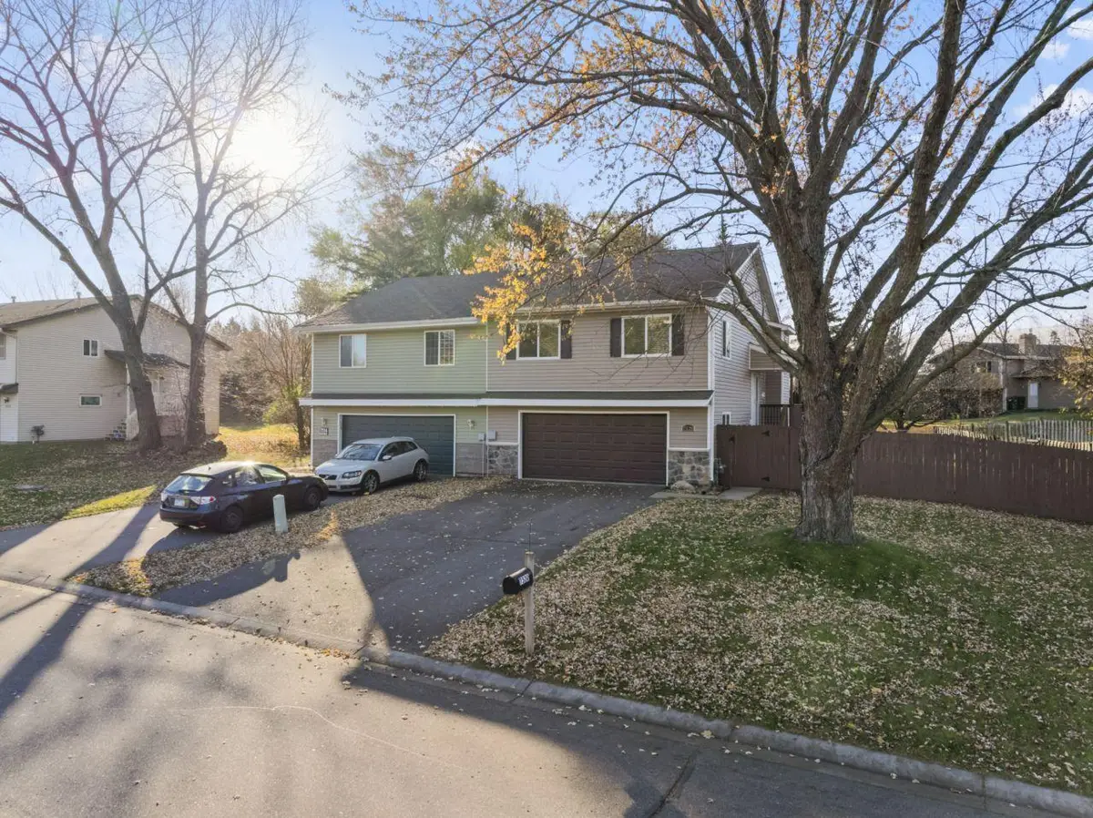 7520 Upper 167th Street W, Lakeville, MN 55044 - Image #1