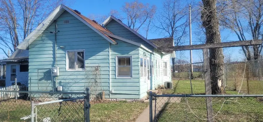 1377 W 3rd Street, Winona, MN 55987 - #2