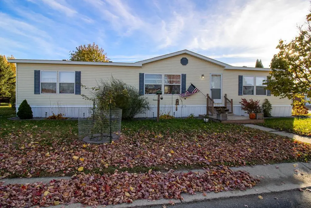 2067 Winchester Way, North Mankato, MN 56003 - Image #1