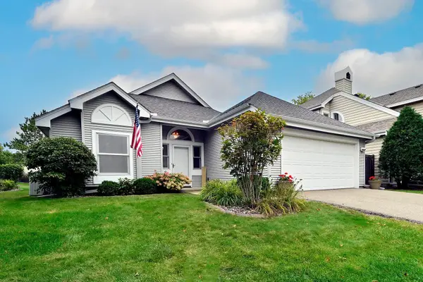 15800 16th Avenue N, Plymouth, MN 55447